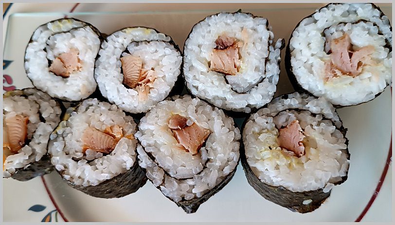 sushi casero maki y nigiri con bonito confitado